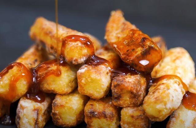 Поделитесь с близкими: хрустящие баклажаны в кисло-сладком соусе