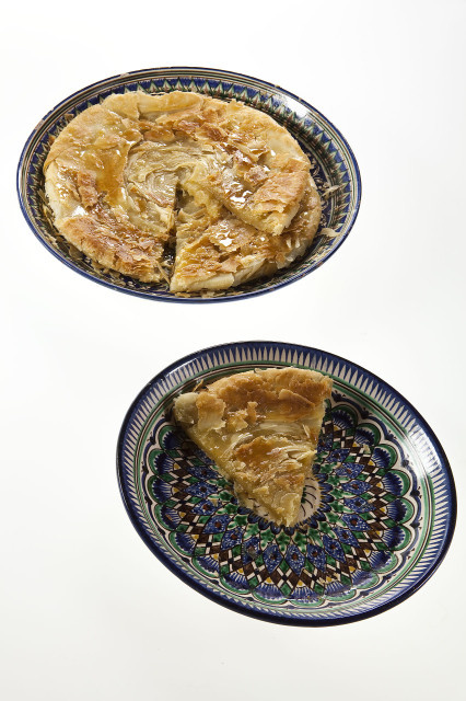 Кулинарные традиции Узбекистана: Чарующая катлама