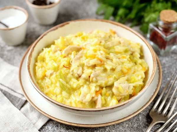 Ризотто с кабачком и фетой: простота и изысканность в одном блюде