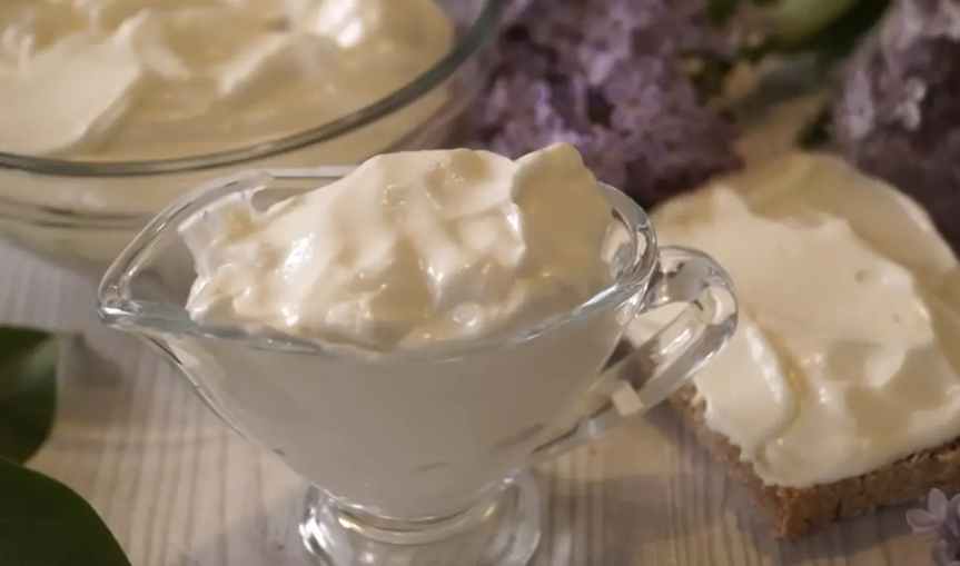 Как за минуту приготовить идеальный майонез без яиц