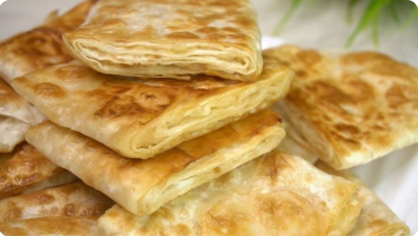 Рулетики из лаваша: быстрый завтрак со вкусом яблока или творога