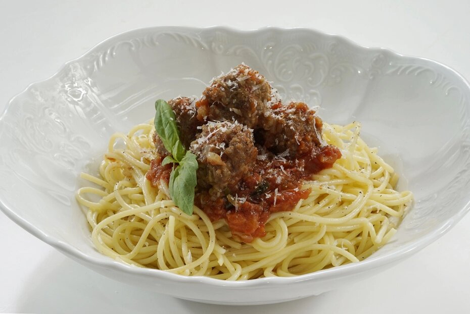 Паста с фрикадельками: как придать блюду непревзойденный вкус