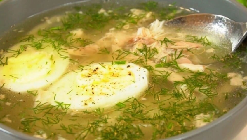 Как приготовить идеальный куриный суп с яйцами, прозрачный как слеза