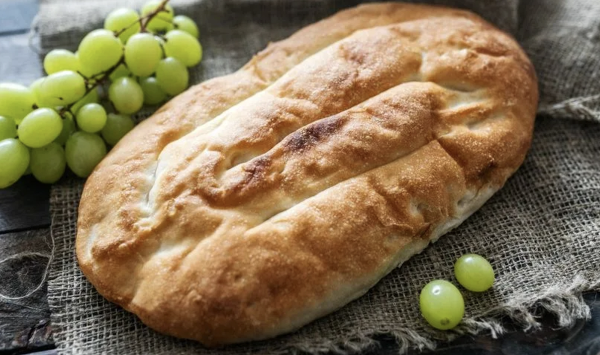 Тайны армянского матнакаша: как приготовить идеальный хлеб в тандыре