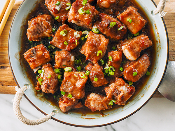 Нежность и вкус: паровые свиные рёбрышки с красным ферментированным тофу