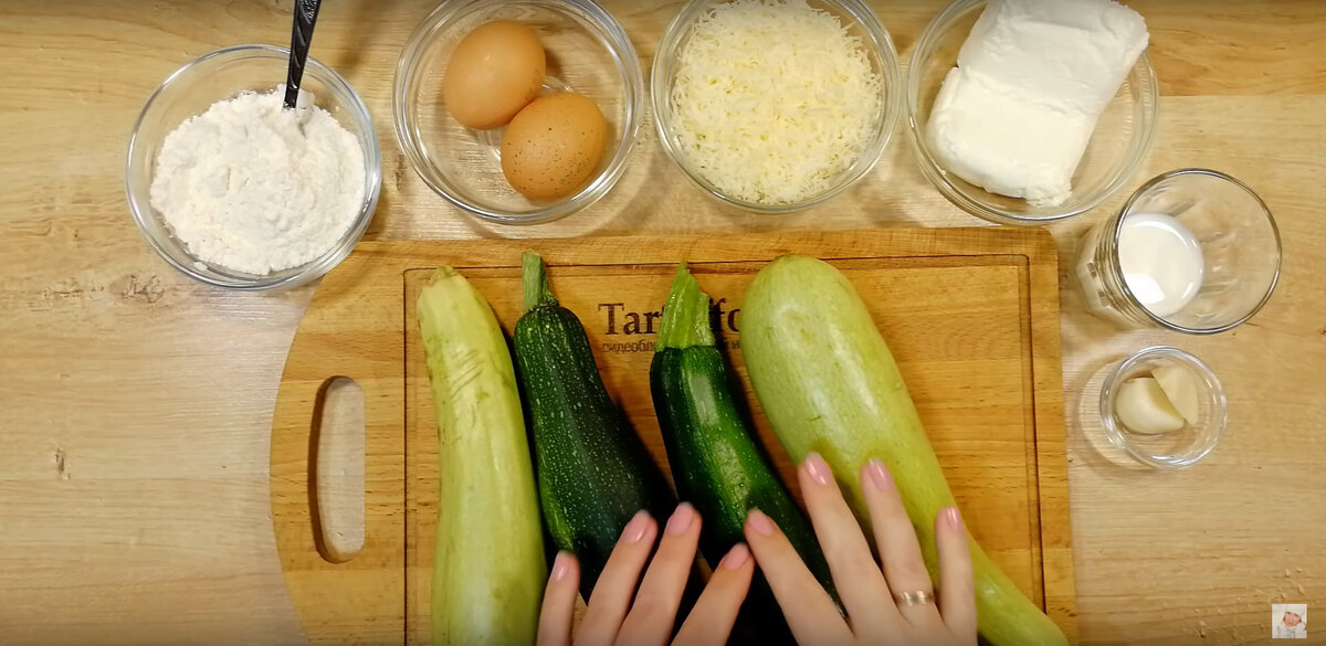 Кабачковая запеканка на сковороде: легко и вкусно