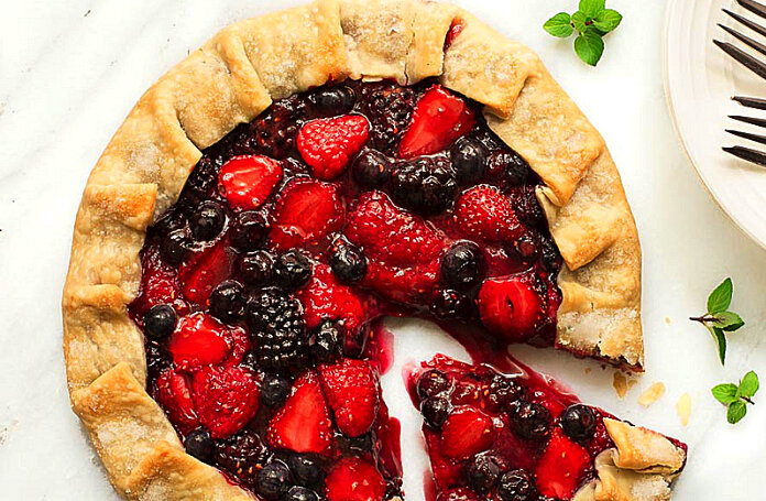 Невероятный ягодный пирог за считанные минуты