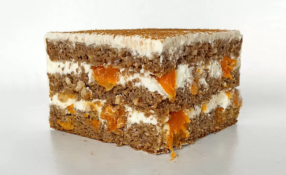 Нежный диетический морковный торт с апельсином и миндалем