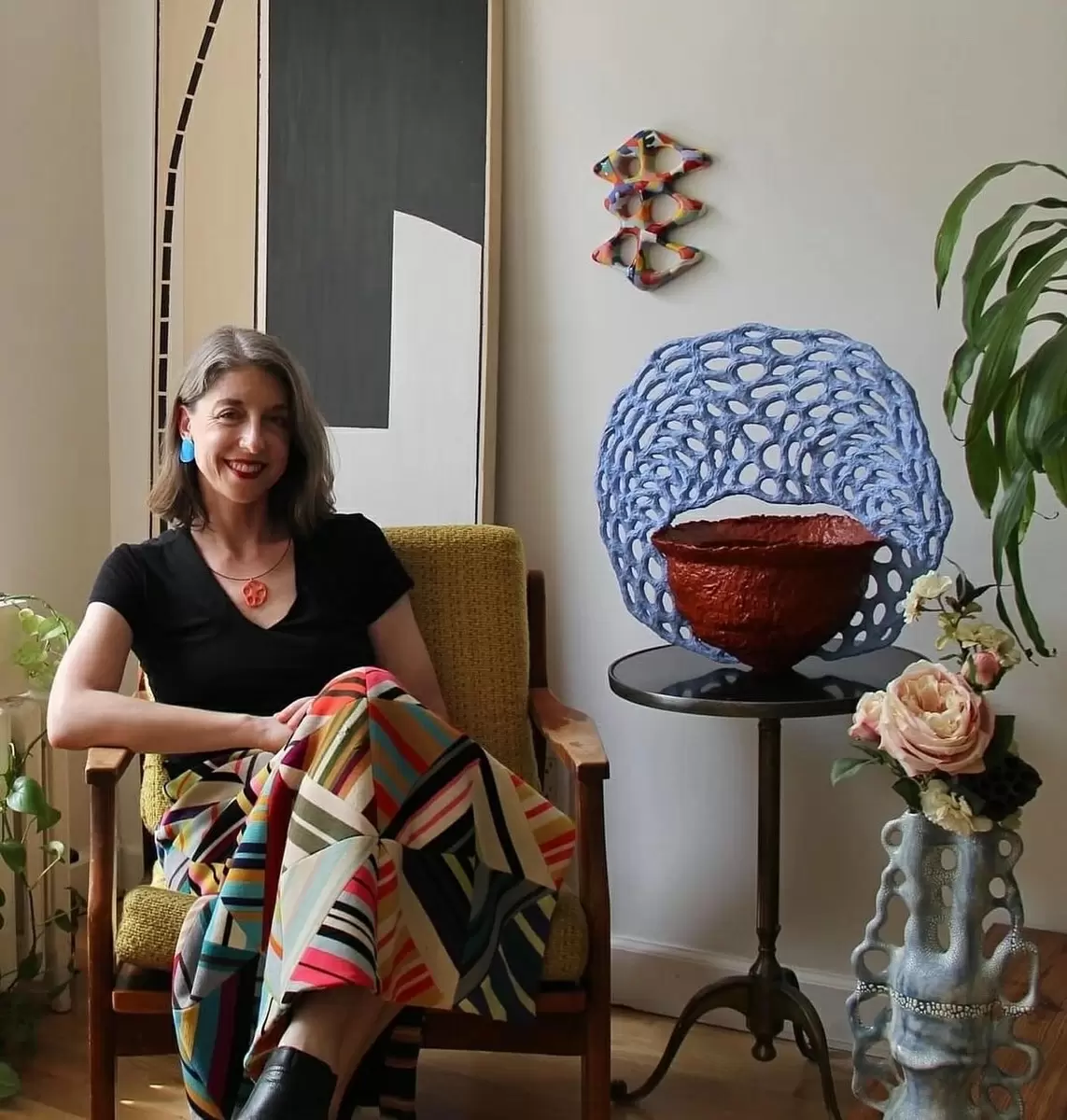 Глина, дышащая жизнью: биоморфика в керамике Джессики Томпсон-Ли