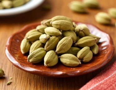 Кардамон: полезная пряность для контроля веса