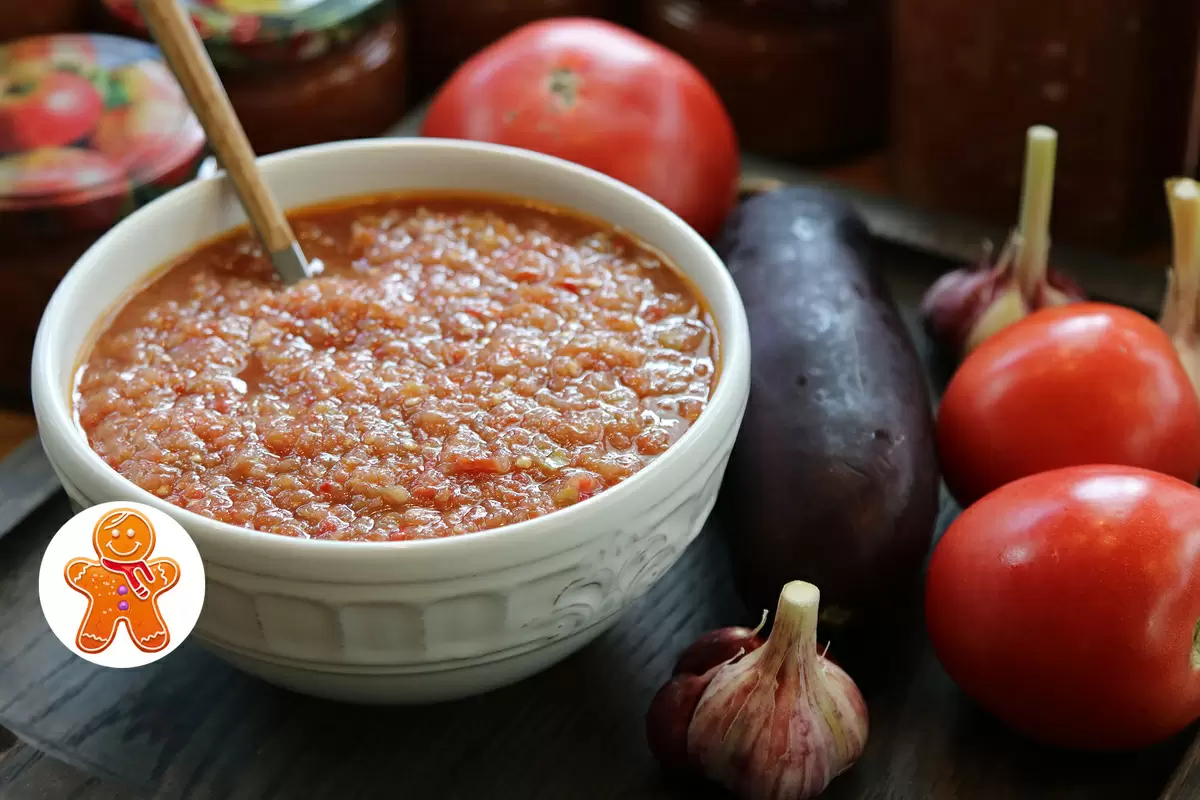 Заготовки с характером: Аджика с баклажанами