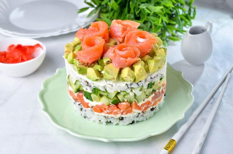 Салат «Филадельфия»: насладитесь любимыми вкусами японской кухни в легком исполнении
