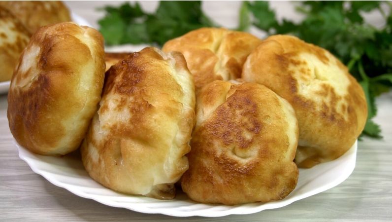 Сочные беляши с мясом: как приготовить удобное и вкусное блюдо