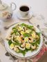 Изысканный салат с креветками и огурцами